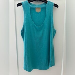 Chaser size small front vent shirttail tank top. Vintage Jersey. NWT.